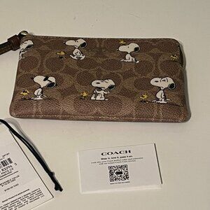 Coach Snoopy Wristlet NWT